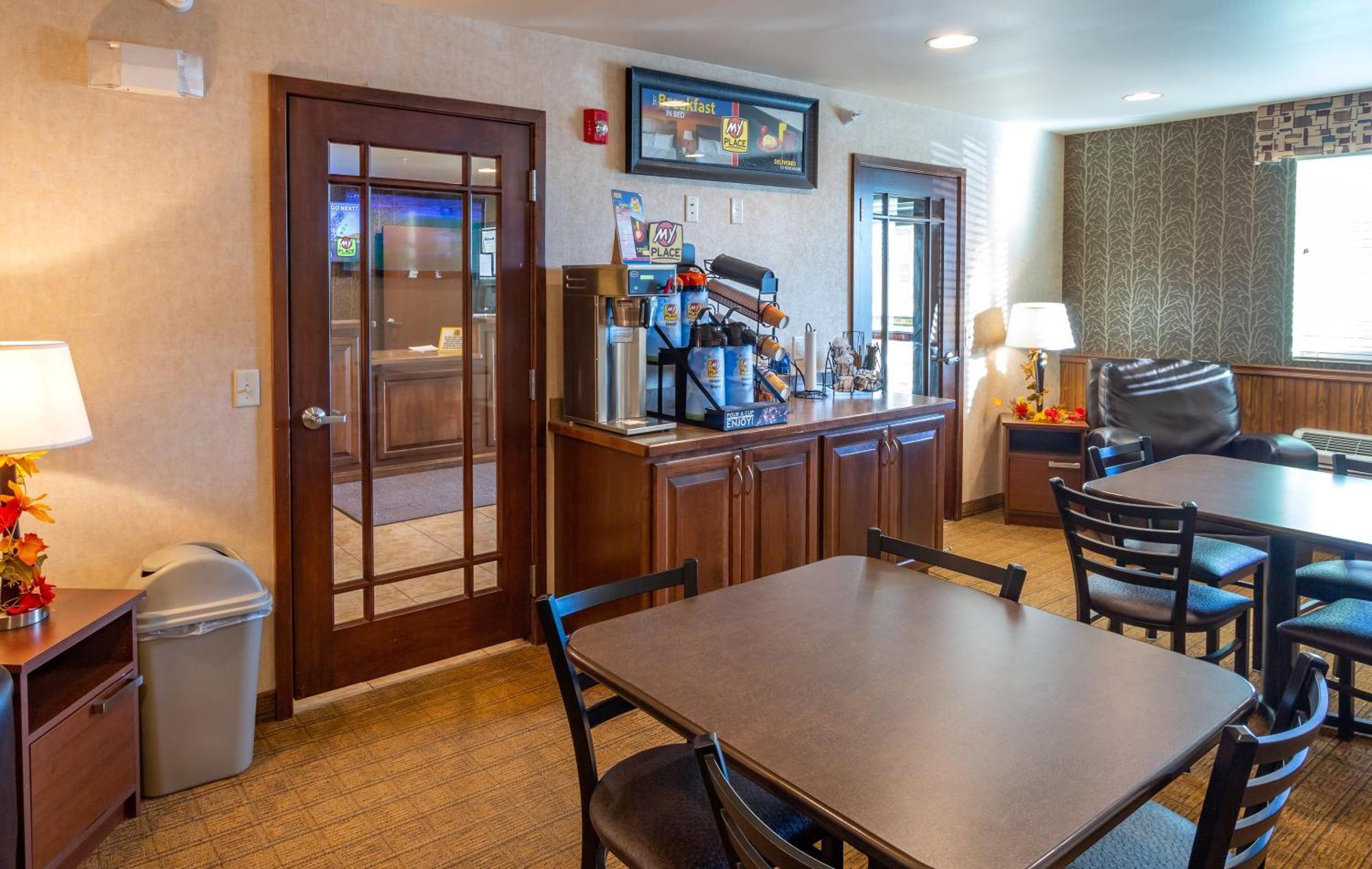 My Place Hotel-Dickinson, Nd Екстер'єр фото
